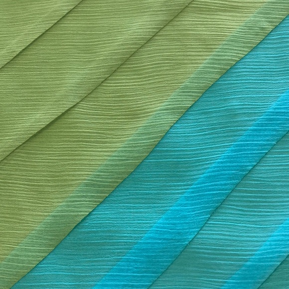 Coldwater Creek Tiered Tank - Picture 2 of 6